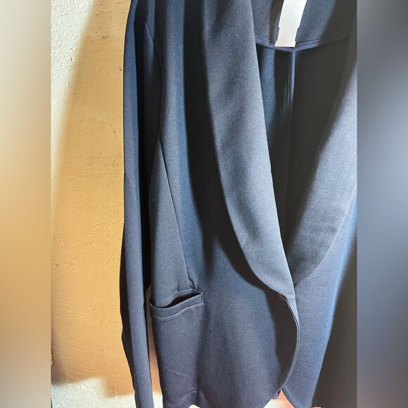 Banana Republic NWT, XL petite navy jersey,
Blazer/ jacket. Lovely fabric-staple - Picture 2 of 6